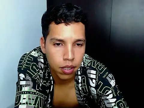 loggganfross online show from April 15, 3:57 am