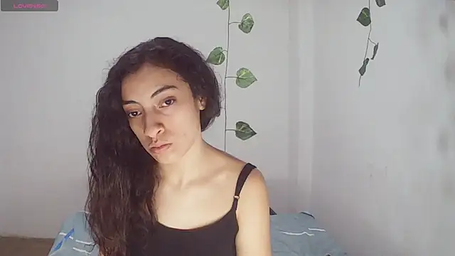 Snapshot of stephybrowm7 chatting on October 17, 5:48 pm stephybrowm7 online show from October 17, 5:48 pm