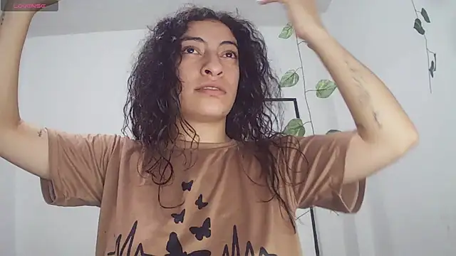 Snapshot of stephybrowm7 chatting on October 31, 12:50 pm stephybrowm7 online show from October 31, 12:50 pm