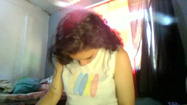 Snapshot of stephybrowm7 chatting on March 1, 3:58 pm stephybrowm7 online show from March 1, 3:58 pm