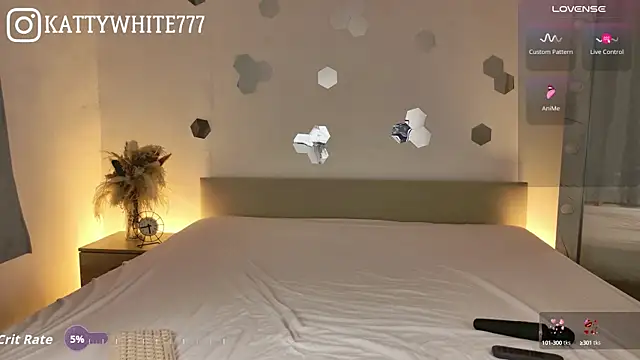 -KATTY- online show from October 13, 8:53 pm