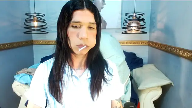 Snapshot of SaraSofia44 chatting on June 27, 6:02 pm SaraSofia44 online show from June 27, 6:02 pm