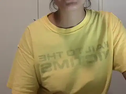 isabellalisa online show from February 12, 3:18 am