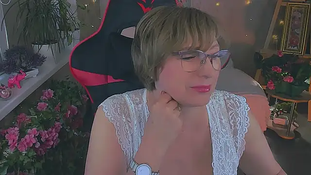 Snapshot of sugar_vivien chatting on April 28, 1:38 pm sugar vivien online show from April 28, 1:38 pm