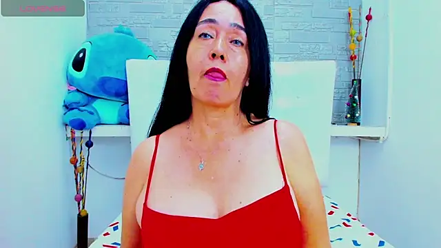 Snapshot of HorniestMilf chatting on March 17, 1:14 am HorniestMilf online show from March 17, 1:14 am