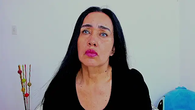 HorniestMilf online show from February 5, 9:41 pm