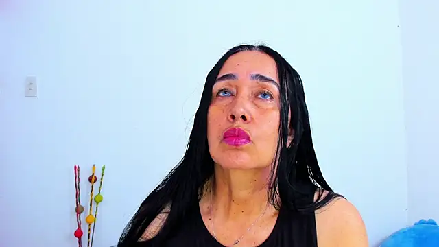 HorniestMilf online show from March 25, 8:15 pm