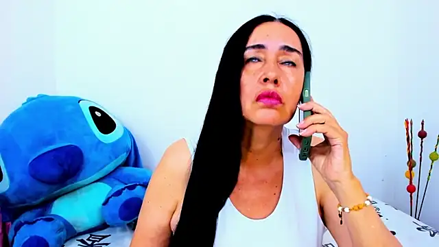 HorniestMilf online show from May 28, 8:39 pm