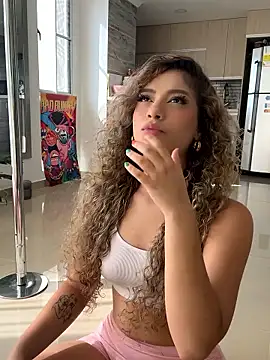 Melina-Smith online show from November 10, 7:57 pm