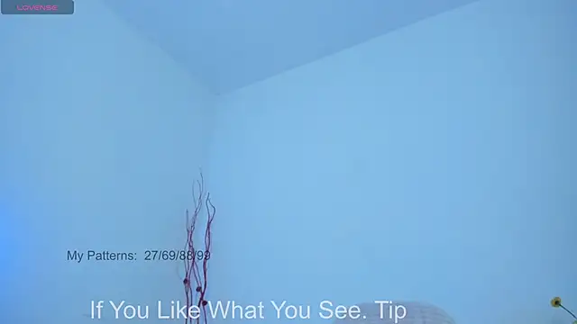 Snapshot of CirceJuno1 chatting on June 5, 9:42 pm CirceJuno1 online show from June 5, 9:42 pm