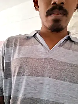 Snapshot of Shivaa- chatting on October 17, 7:44 am Shivaa- online show from October 17, 7:44 am