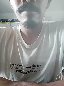 Snapshot of Shivaa- chatting on November 3, 7:31 am Shivaa- online show from November 3, 7:31 am