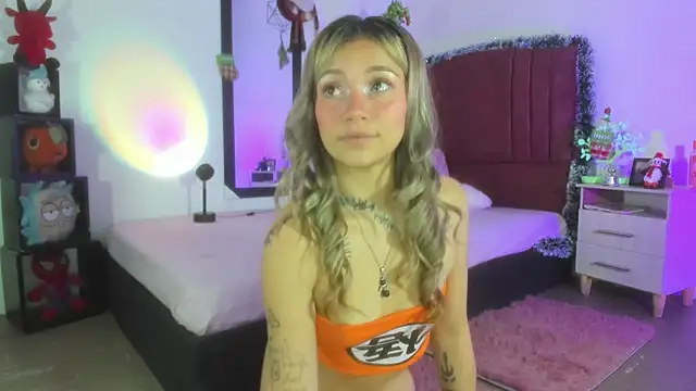 alisson zafiro  online show from December 23, 9:05 am