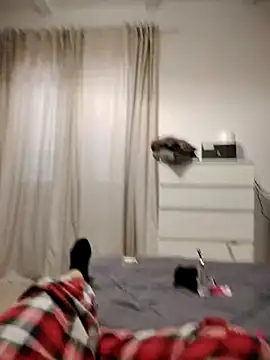 xxcatwomanxx online show from February 14, 12:25 pm