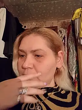 Snapshot of Minna_Jeannie chatting on February 11, 1:32 am Minna Jeannie online show from February 11, 1:32 am