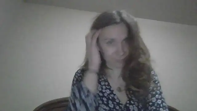 JasmineGlamour online show from December 22, 8:50 pm