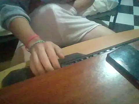 Snapshot of CummedCock chatting on October 21, 1:12 pm CummedCock online show from October 21, 1:12 pm