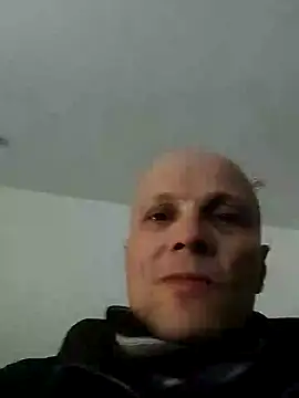 Snapshot of wedge75 chatting on January 25, 1:08 pm wedge75 online show from January 25, 1:08 pm