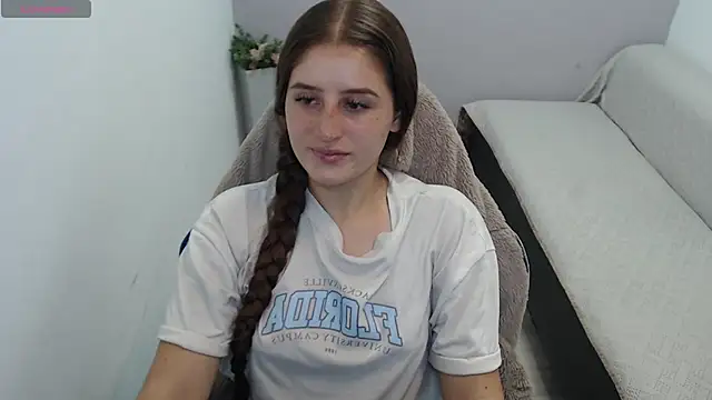 valerie diaz1 online show from November 5, 1:33 pm