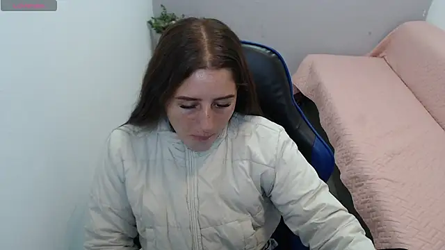 valerie diaz1 online show from February 9, 1:59 pm