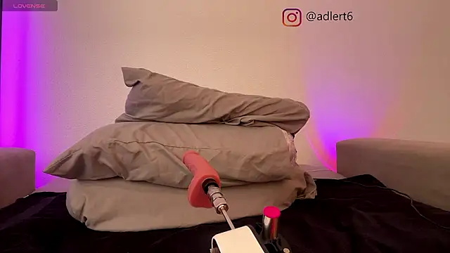 adler80035 online show from February 26, 6:34 am