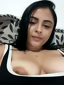 MelannyBell online show from March 5, 9:15 pm