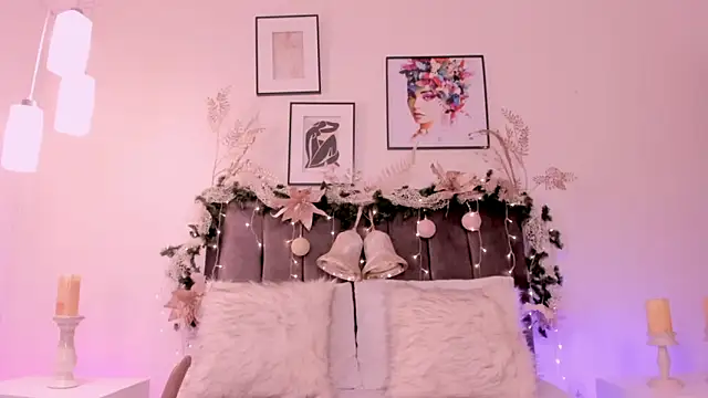 helen mooree online show from December 4, 5:11 pm