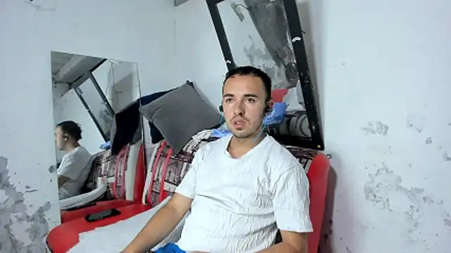 big-dicktop23 online show from November 9, 7:23 pm