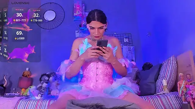 tiffbeatiful online show from October 30, 9:11 am