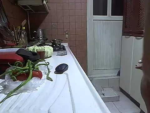 Snapshot of zormen355 chatting on October 19, 6:41 pm zormen355 online show from October 19, 6:41 pm