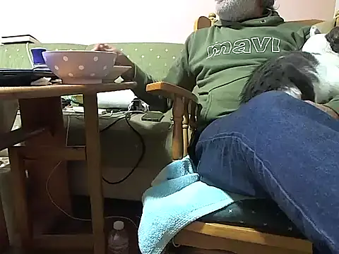 Snapshot of zormen355 chatting on November 14, 7:34 pm zormen355 online show from November 14, 7:34 pm