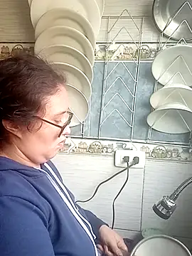 Snapshot of loba9706 chatting on February 15, 2:44 pm loba9706 online show from February 15, 2:44 pm