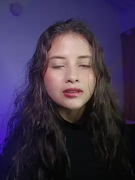 Snapshot of lirio05 chatting on March 3, 7:42 pm lirio05 online show from March 3, 7:42 pm