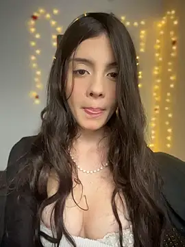 Snapshot of scofty chatting on February 8, 4:10 pm scofty online show from February 8, 4:10 pm