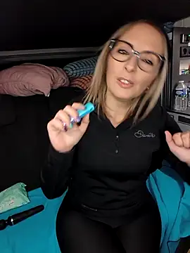 Jade Emeraud online show from December 2, 9:21 pm