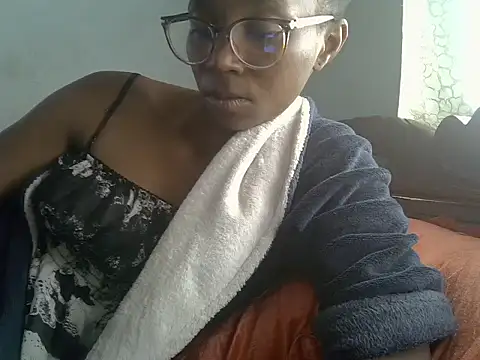 ElianeHot online show from April 23, 11:31 am