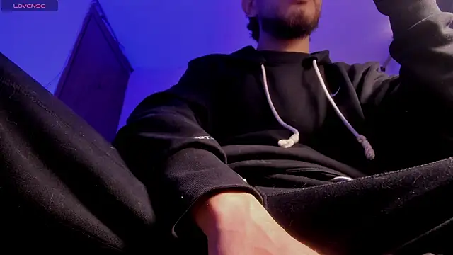 Snapshot of s_sven03 chatting on February 26, 6:51 pm s sven03 online show from February 26, 6:51 pm