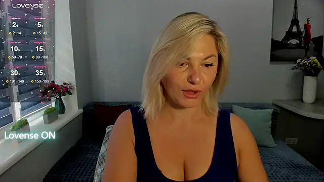 Snapshot of sweet___margaret chatting on September 14, 11:31 am sweet margaret online show from September 14, 11:31 am