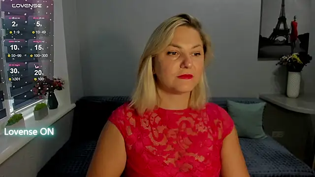 Snapshot of sweet___margaret chatting on October 1, 11:38 am sweet margaret online show from October 1, 11:38 am
