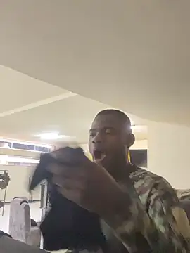 Rickycuero online show from November 16, 11:49 am