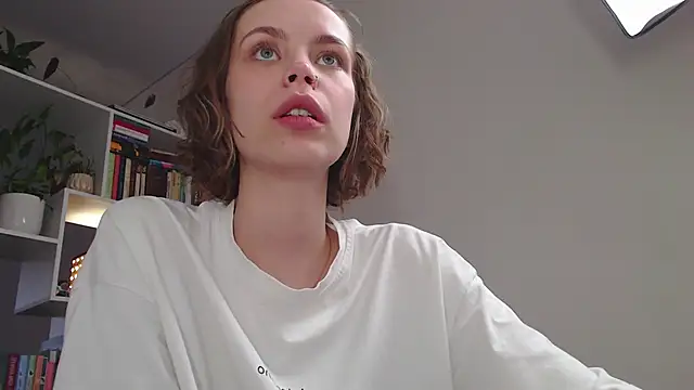 milly ross online show from February 14, 11:21 am