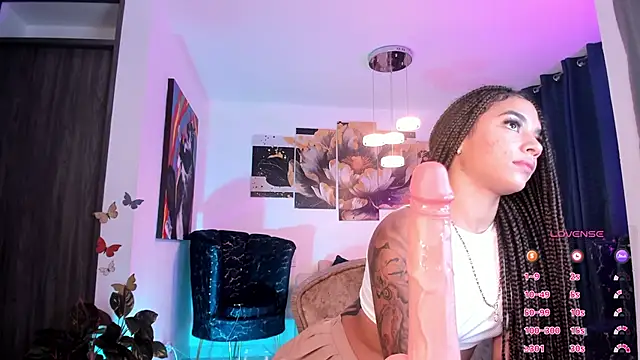 pretty pettite online show from February 10, 11:13 pm