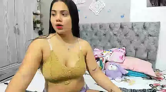 Alejandra evanss online show from March 19, 8:43 pm