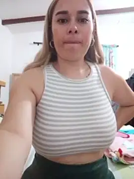 Amelia1  online show from June 27, 4:28 am