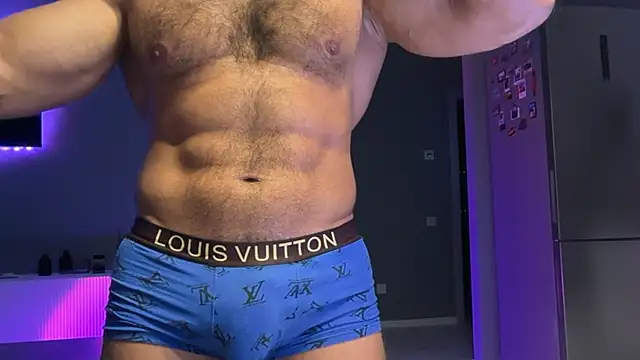 KarlosRichi online show from February 11, 9:47 am