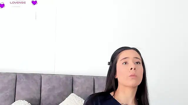Snapshot of VeronicaTonu chatting on February 20, 3:19 pm VeronicaTonu online show from February 20, 3:19 pm