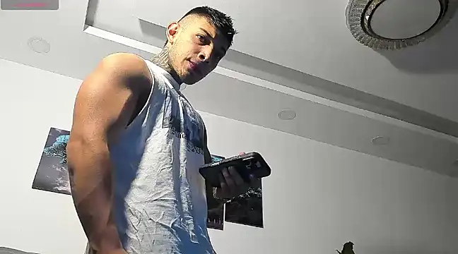 Snapshot of angeel_d035 chatting on December 20, 7:22 am angeel d035 online show from December 20, 7:22 am