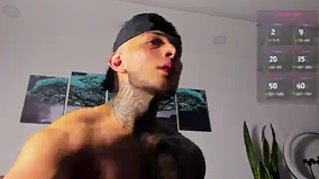 Snapshot of angeel_d035 chatting on December 15, 1:43 am angeel d035 online show from December 15, 1:43 am