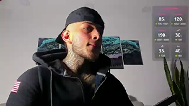 Snapshot of angeel_d035 chatting on December 16, 4:17 am angeel d035 online show from December 16, 4:17 am