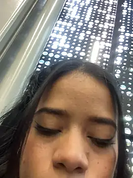 Snapshot of alexahoot10 chatting on January 8, 9:34 pm alexahoot10 online show from January 8, 9:34 pm